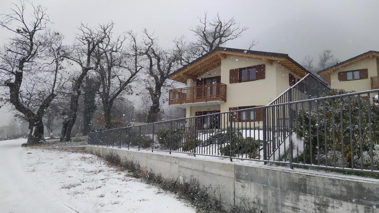 Il Riccio Del Castagno Apartamento Novaledo Exterior foto