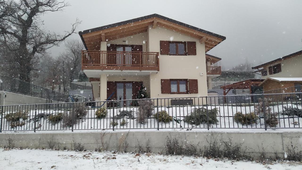 Il Riccio Del Castagno Apartamento Novaledo Exterior foto