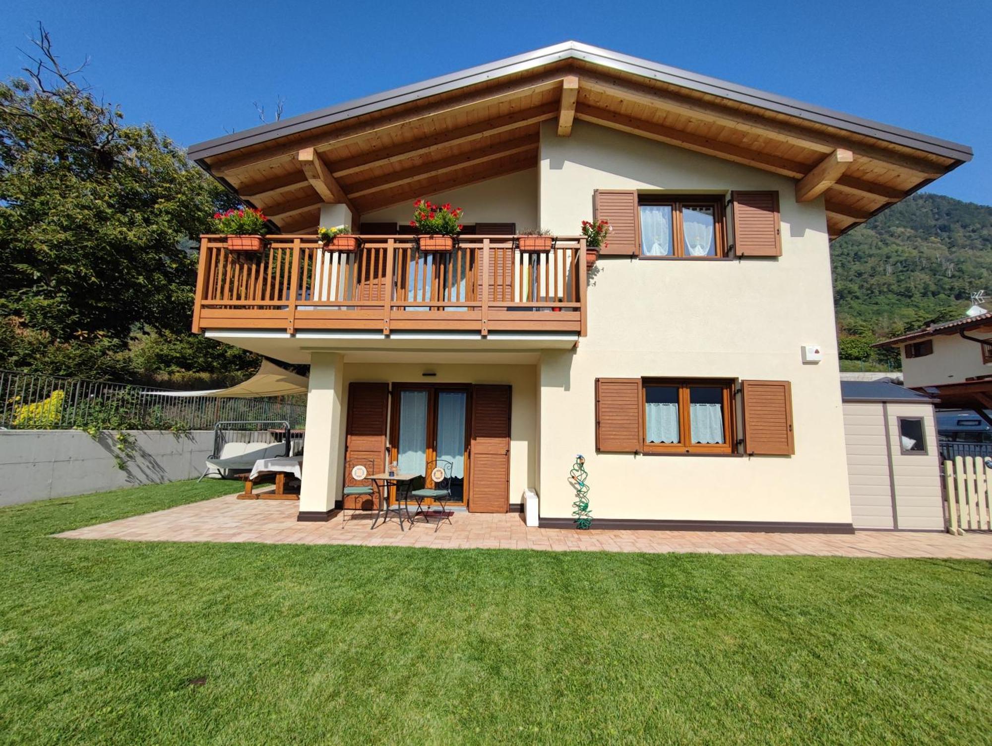 Il Riccio Del Castagno Apartamento Novaledo Exterior foto