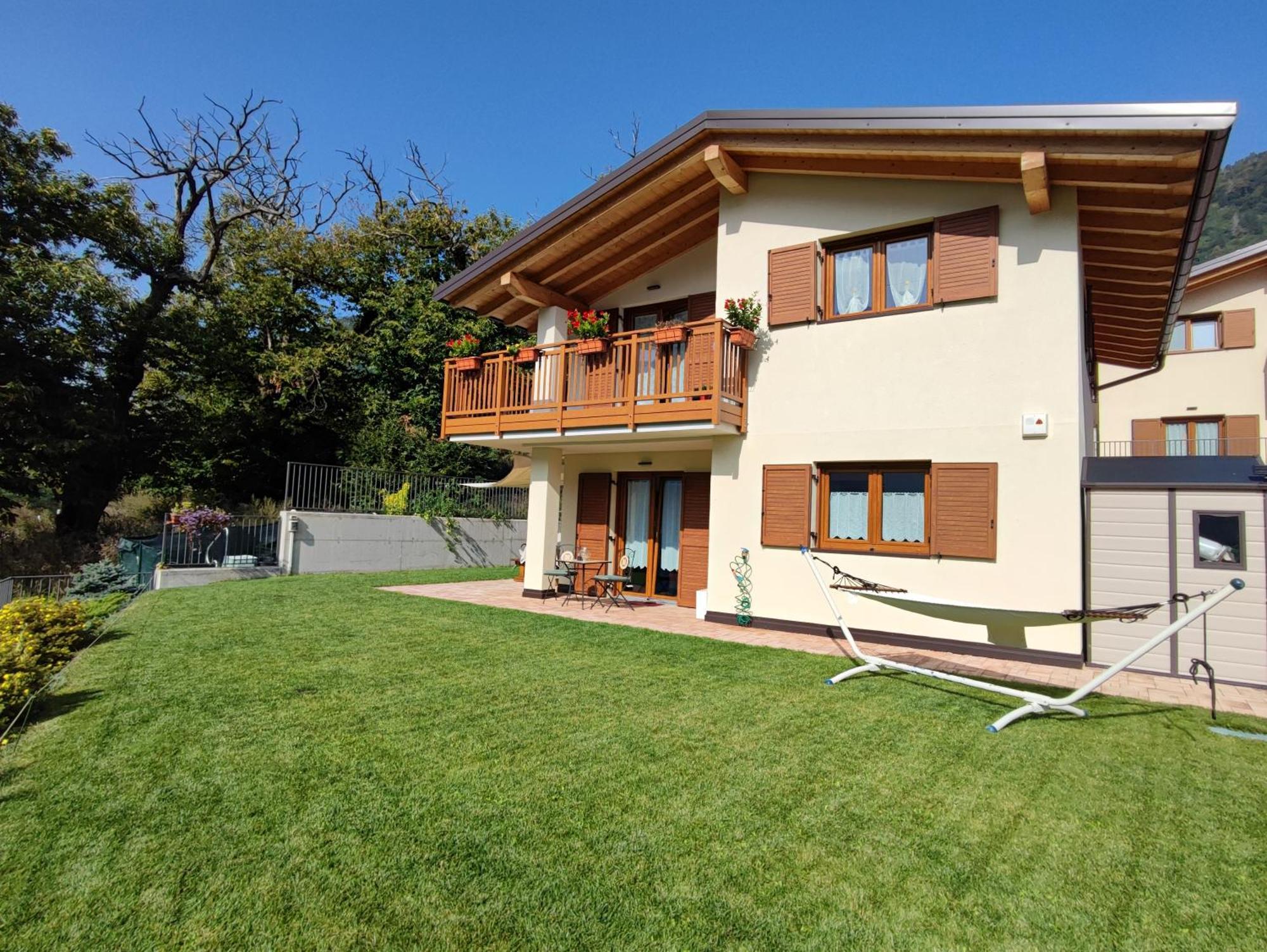 Il Riccio Del Castagno Apartamento Novaledo Exterior foto
